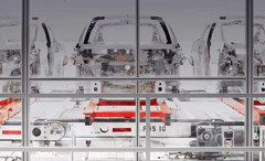 震驚！一臺壓鑄機壓鑄整個車身！